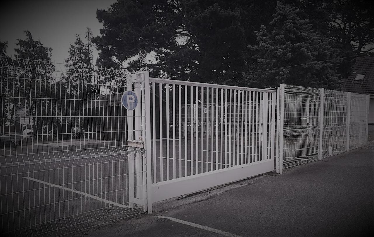 Hotel La Belle Etoile Thouaré-sur-Loire エクステリア 写真